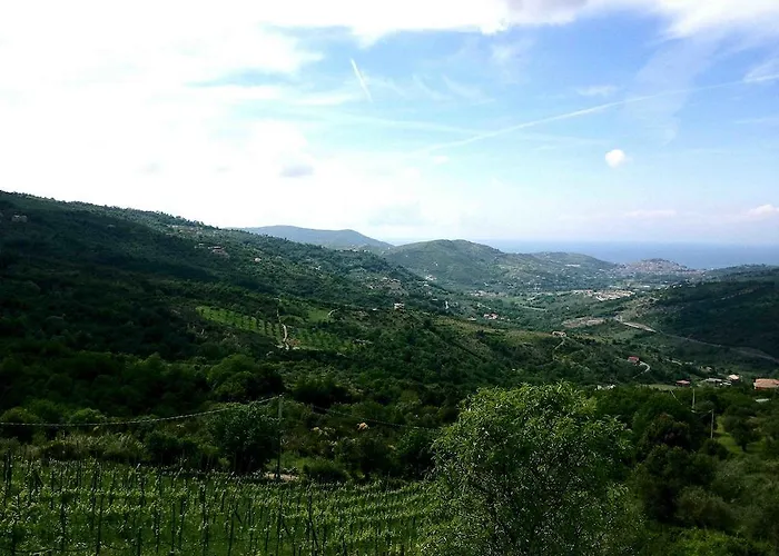 Hétvégi ház Nigro Laureana Cilento